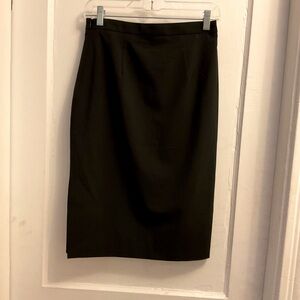 Banana Republic Black Skirt NWT size 0